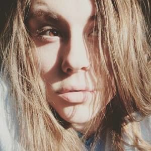 Meet your Posher, Mallory